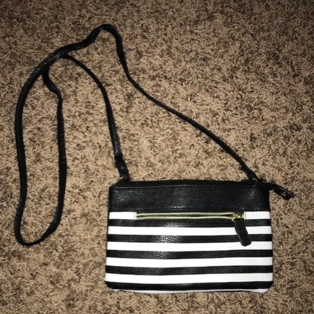 NEVER USED black & white striped cross body purse